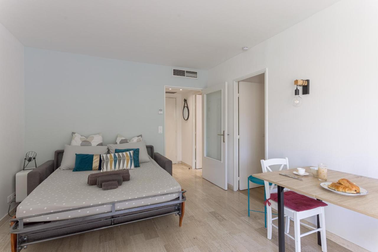 Cosy Studio - Centre Cannes - Terrasse - Clim - Wifi Buitenkant foto
